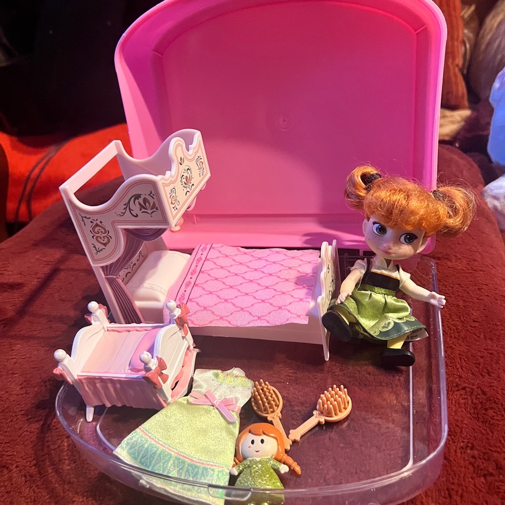 Disney Animators Anna Dollhouse Playset